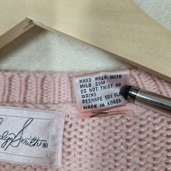 VTG Jaclyn Smith Sweater sz L Pink Embroidered Floral Pearl Embellished Feminine - Picture 13 of 16